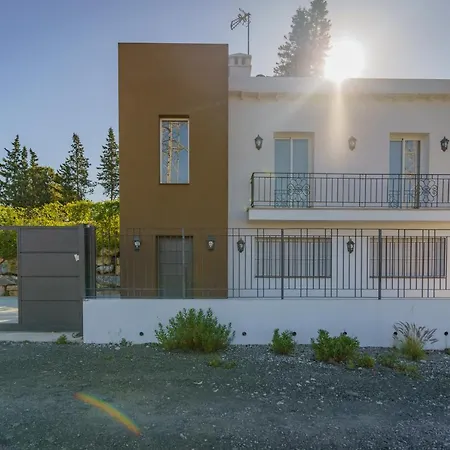 Casa Bluebelle Guadalmina Lejlighed *